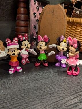 Lot Of 5 Little Disney Minnie Mouse Figures